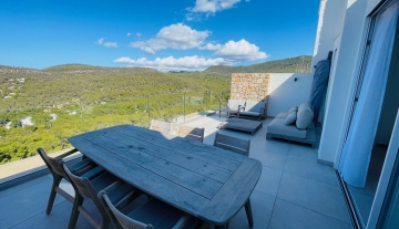 Resa Estates Ibiza for sale koop penthouse Cala Vadella Terrace 1.jpeg
